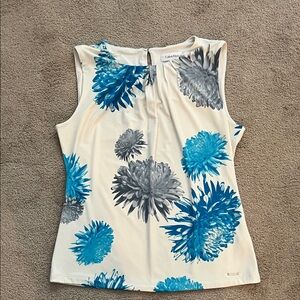 Calvin Klein Women's Floral Sleeveless Top- size Medium, EUC